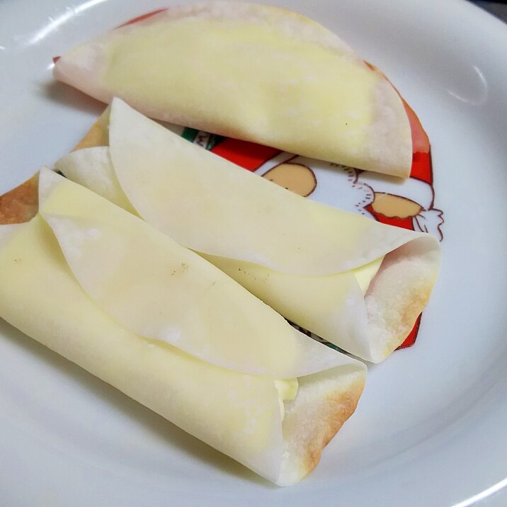 餃子の皮で簡単おやつ♪おつまみ！チーズサンド